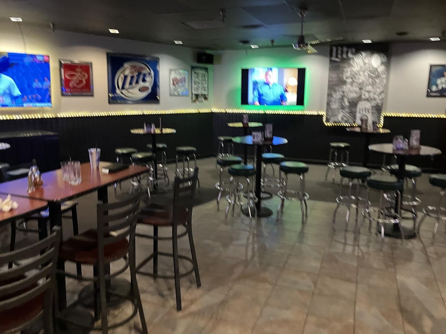 Gators Bar & Grill